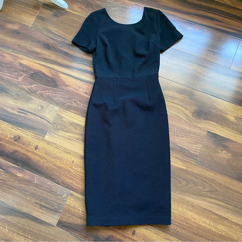 Boden Midi Short Sleeve Semi Open back Zipper Ribbed Dress